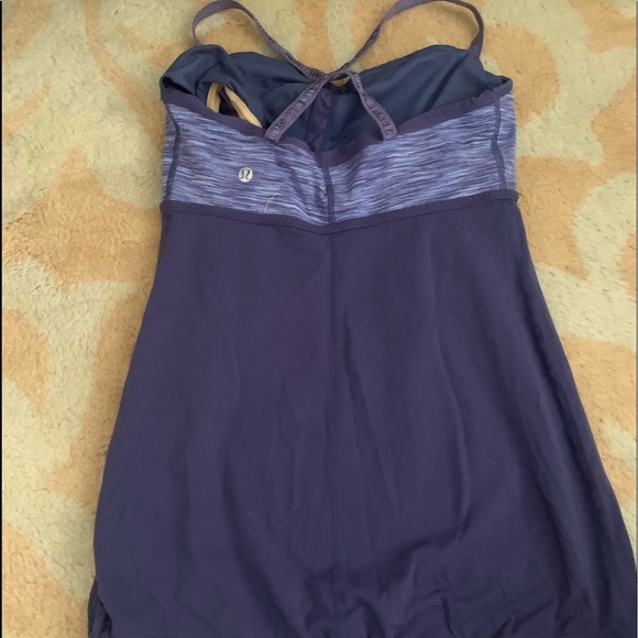 Built-in bra tank top from Lululemon - Picture 4 of 5
